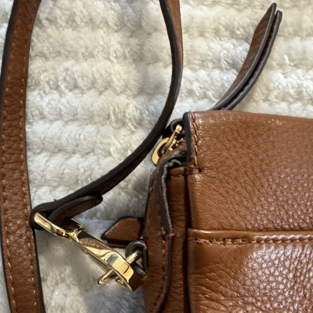 Vince Camuto Tan Leather Crossbody Bag - Picture 5 of 16